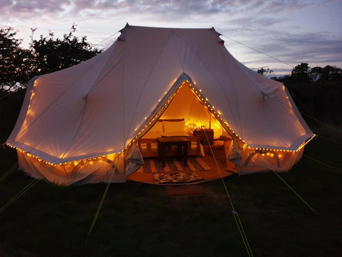 6M Emperor Tent Near Whitby With Log Burner Liverton ภายนอก รูปภาพ